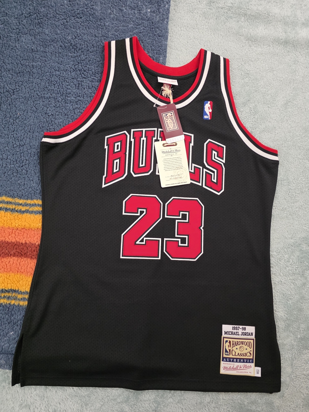 BNWT Mitchell & Ness Chicago Bulls Jordan Jersey 100% Authentic sz 44 (L)